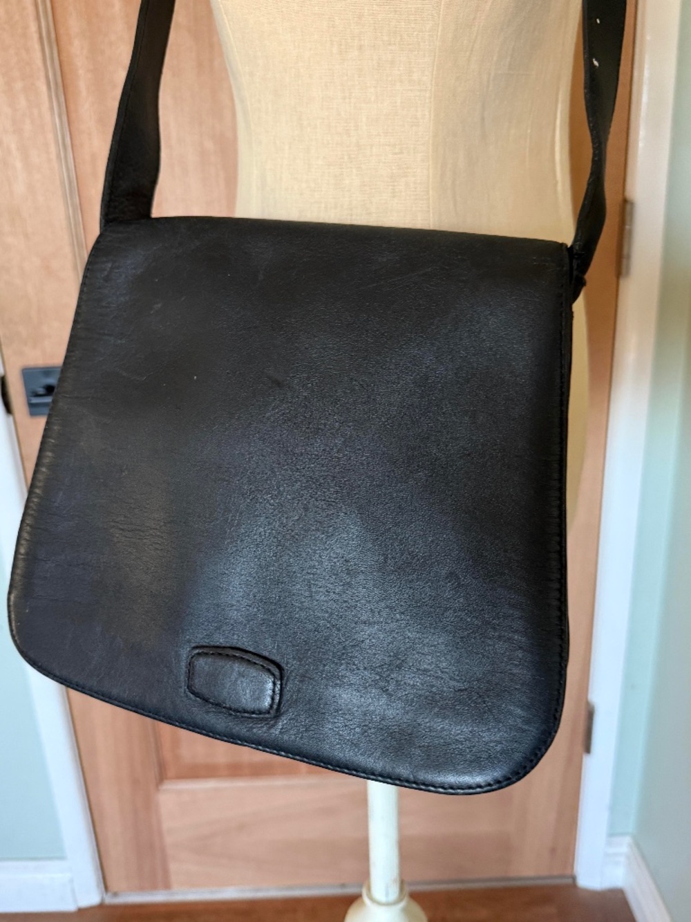 Black Leather Crossbody Bag St Johns Bay